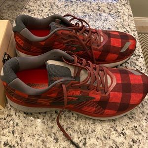 BROOKS GHOST 12 FLANNEL RUNNING SHOE
